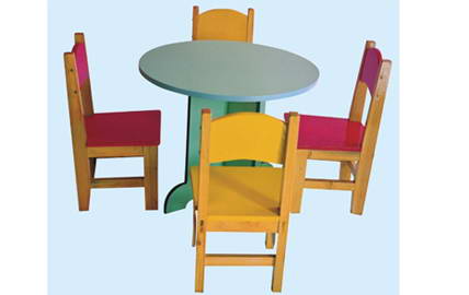 幼儿园桌椅009